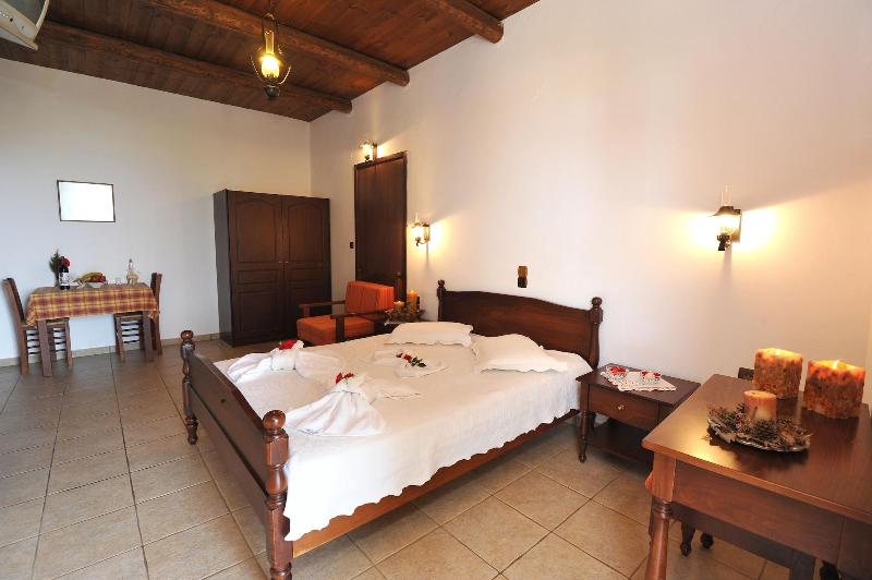 Kavoussi Resort image