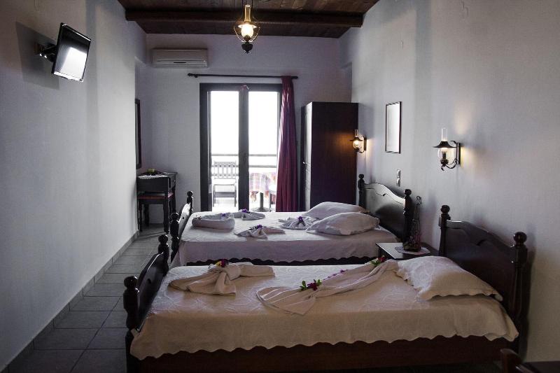 Kavoussi Resort image
