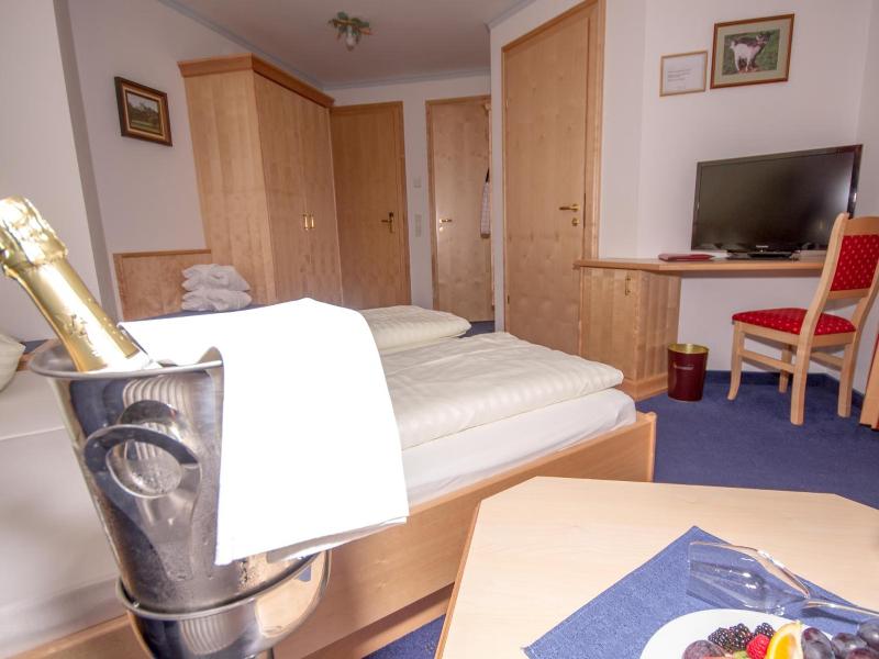 Urslauerhof image