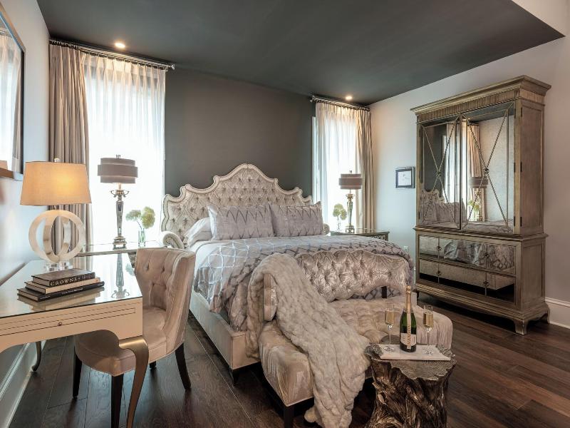 Stonehurst Place image