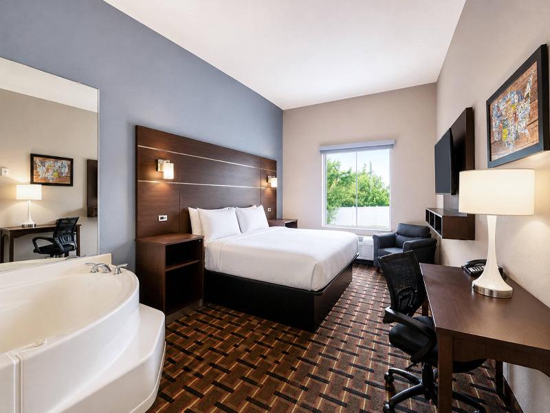 SUITE KING BED NON SMOKING — photo 12