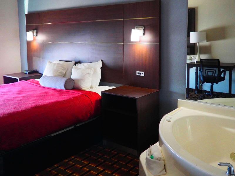 SUITE KING SIZE BED — photo 11