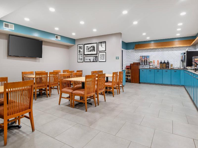 Country Inn & Suites By Radisson, Hiram, Ga image