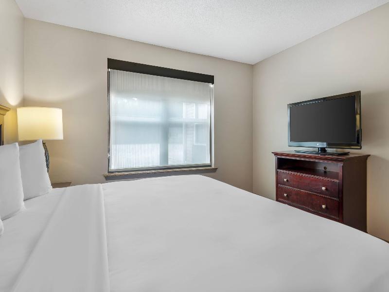 Country Inn & Suites By Radisson, Hiram, Ga image