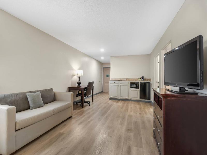 Country Inn & Suites By Radisson, Hiram, Ga image