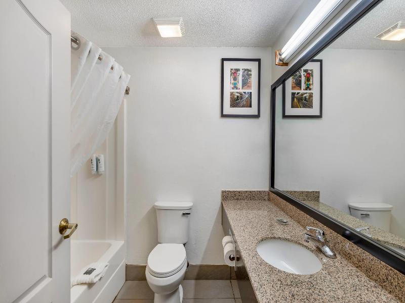 Country Inn & Suites By Radisson, Hiram, Ga image