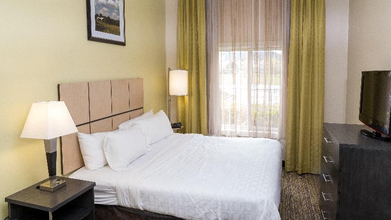 Candlewood Suites St. Joseph/Benton Harbor photo 10