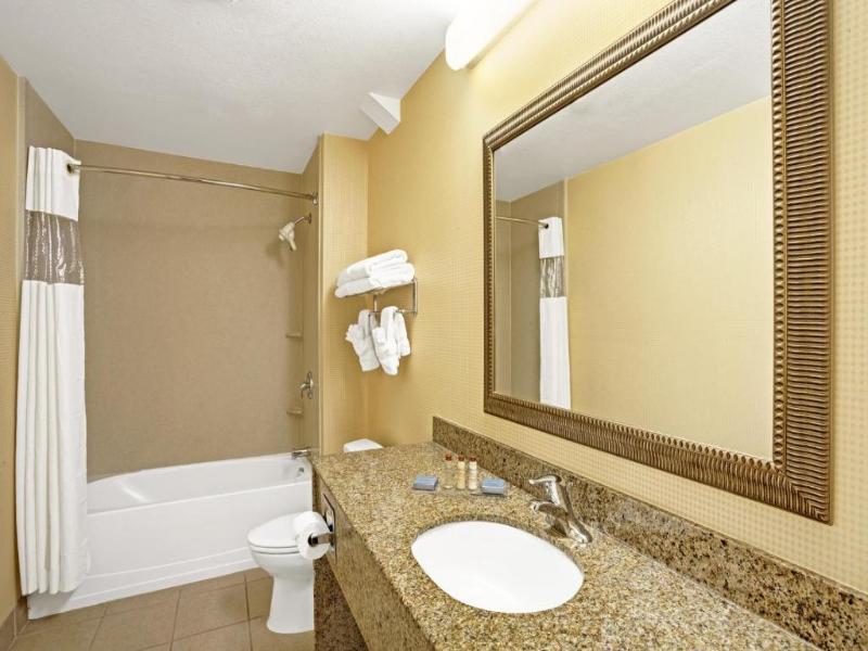 Wingate By Wyndham Atlanta Airport Fairburn image