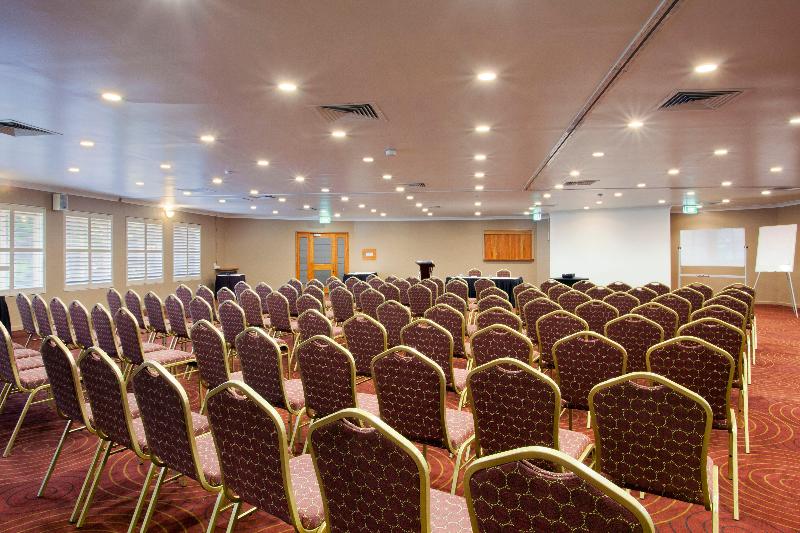 Holiday Inn & Suites Port Moresby image