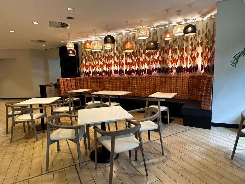 Holiday Inn & Suites Port Moresby image