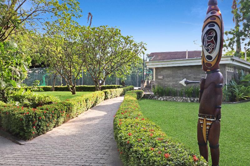 Holiday Inn & Suites Port Moresby image