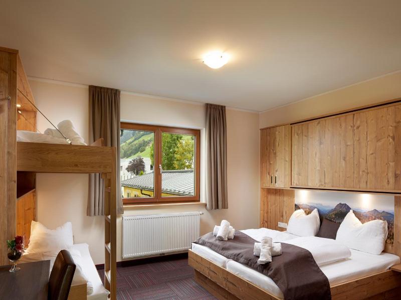 Hotel der Wolkensteinbär image