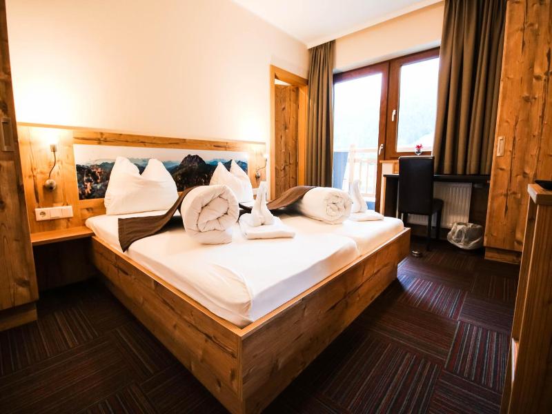 Hotel der Wolkensteinbär image