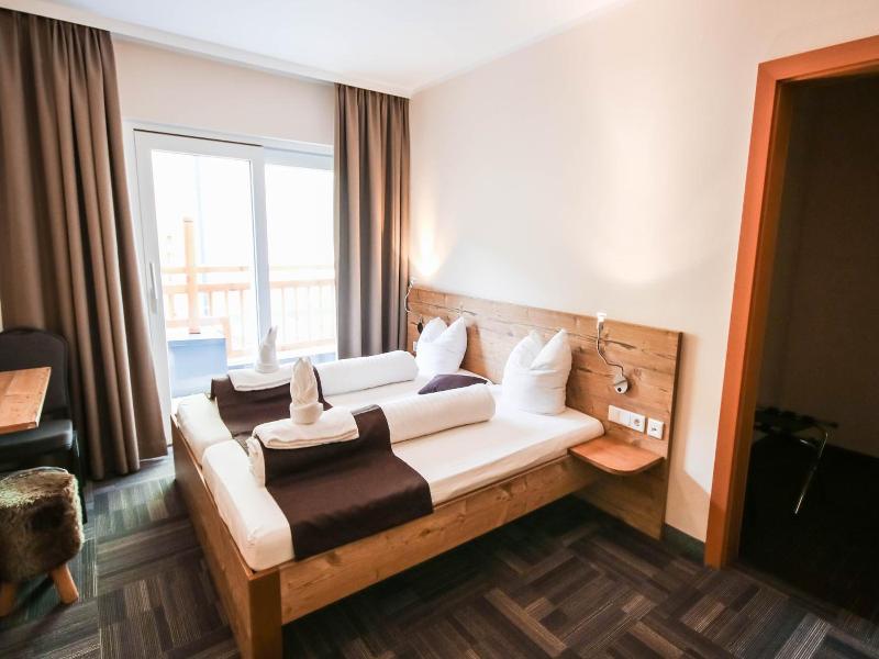 Hotel der Wolkensteinbär image