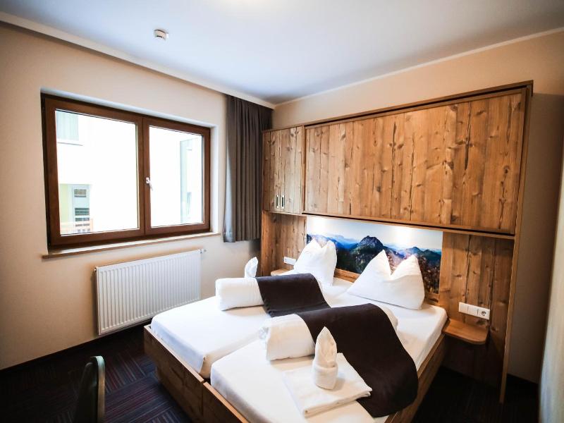 Hotel der Wolkensteinbär image