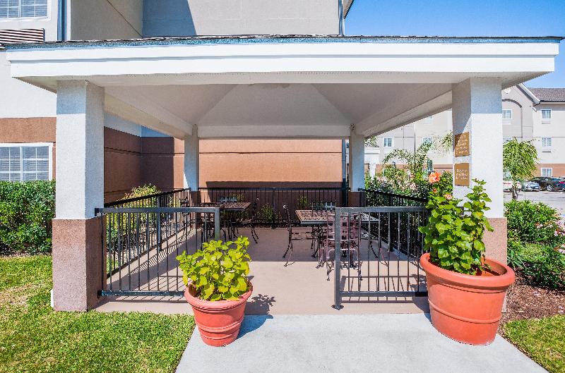 Candlewood Suites Lake Jackson - Clute image