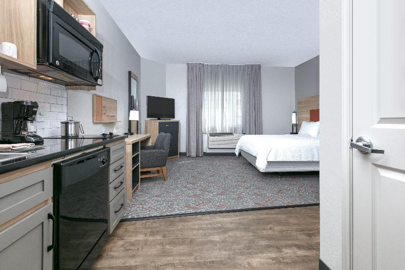 Candlewood Suites Lake Jackson - Clute image