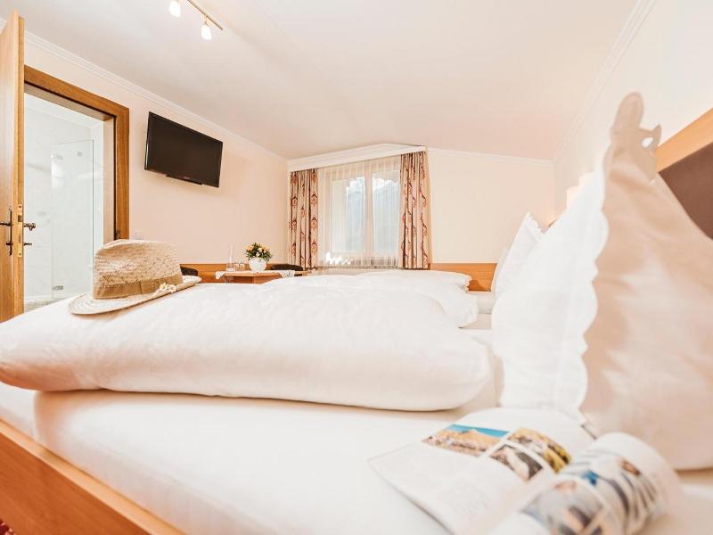 Hotel Finkenbergerhof image