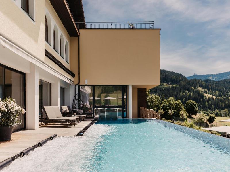 Neubergerhof image
