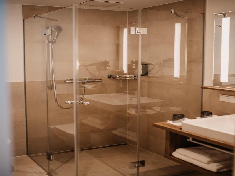 Neubergerhof image