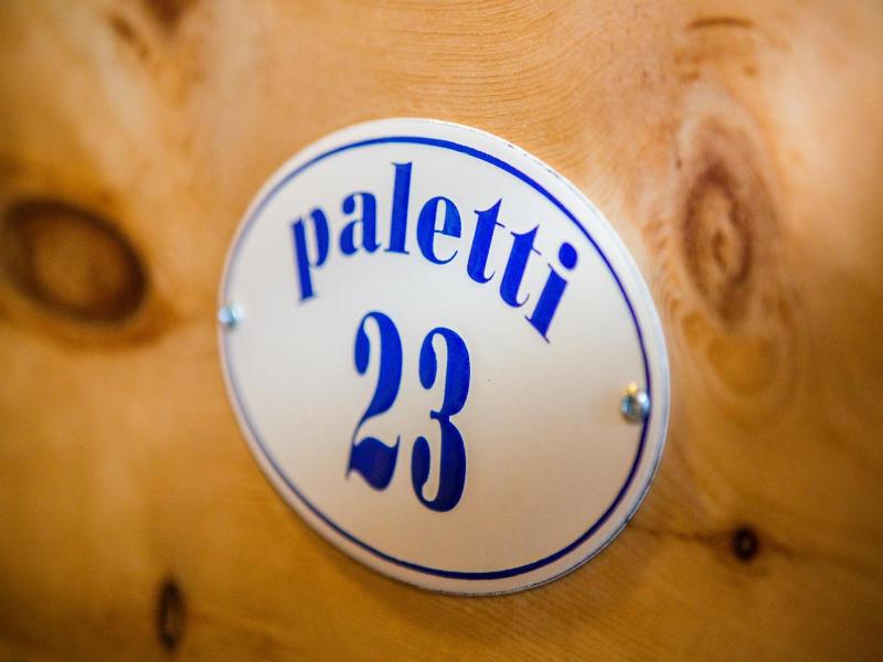 Paletti image