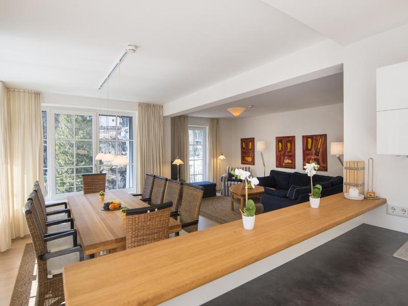 Haus Sonnenwende image