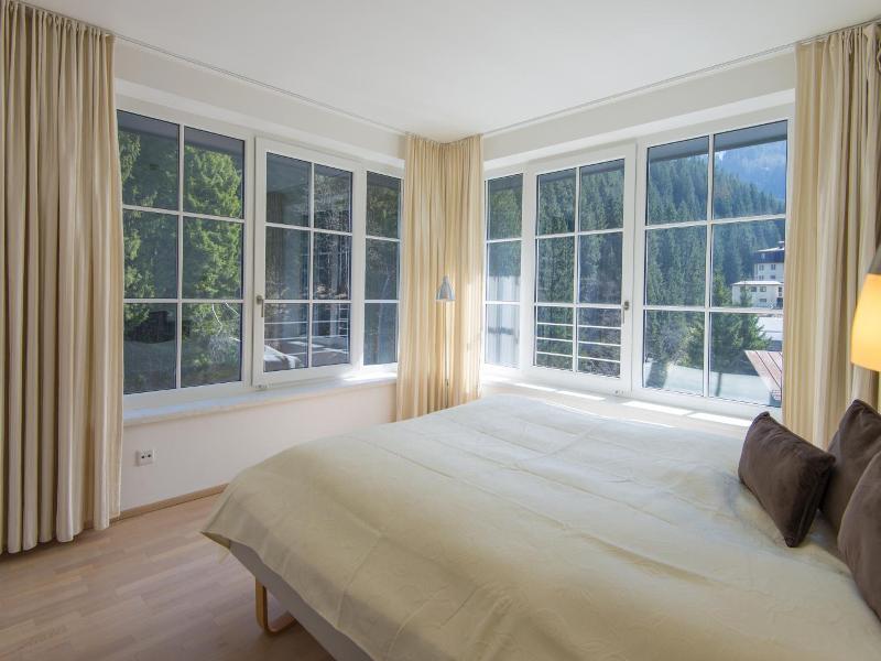 Haus Sonnenwende image