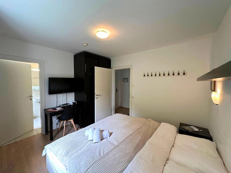 Haus Sonnenwende image