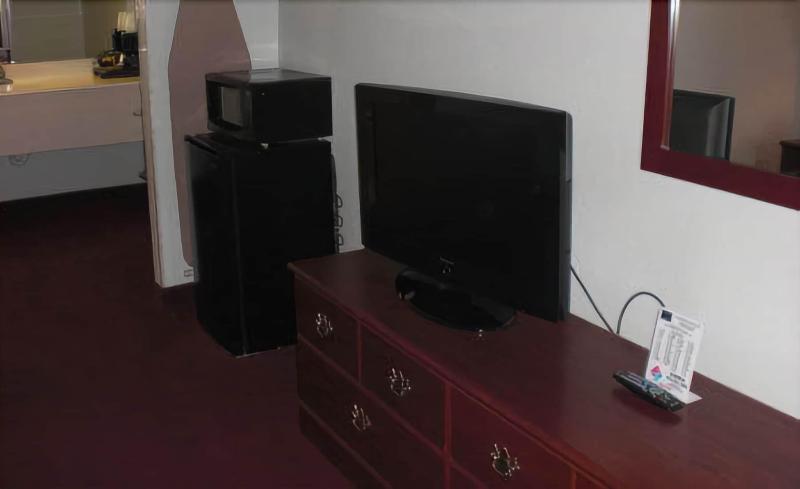 The Executive Inn & Suites image