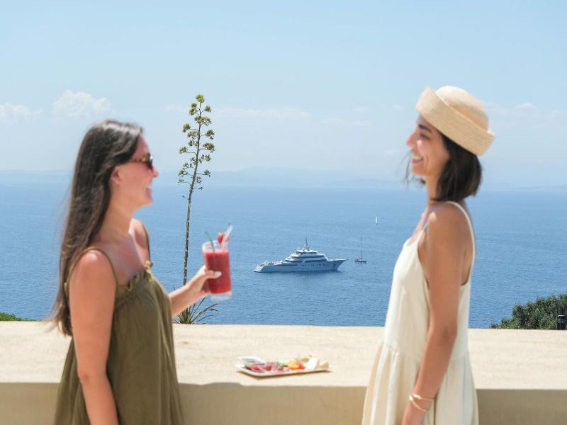 SantaTeresa Hotel image
