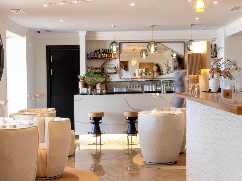 SantaTeresa Hotel image