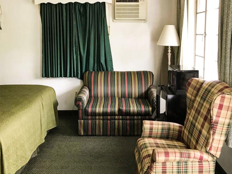 Relax Inn Altoona image