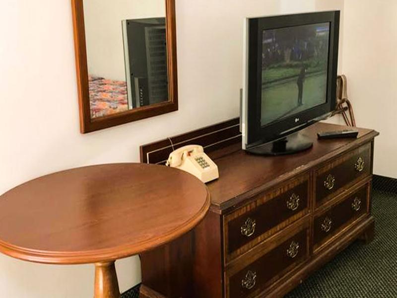 Relax Inn Altoona image