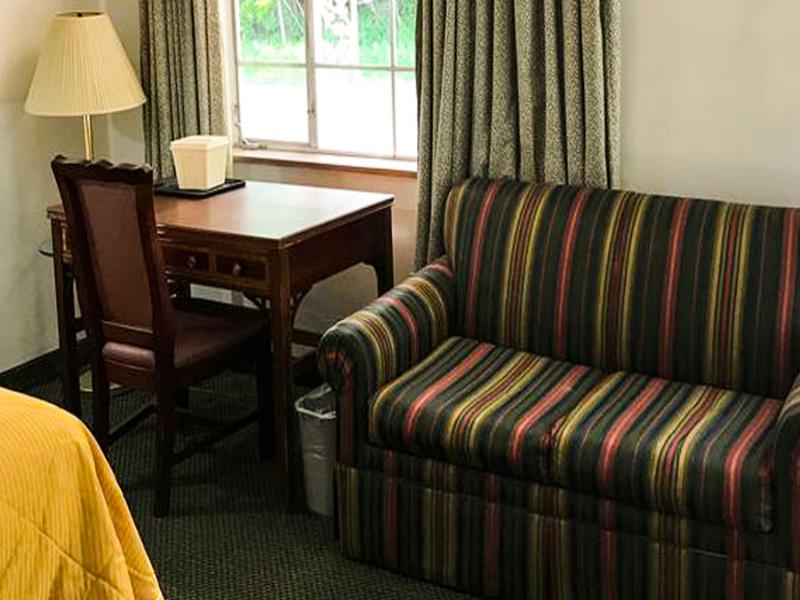 Relax Inn Altoona image