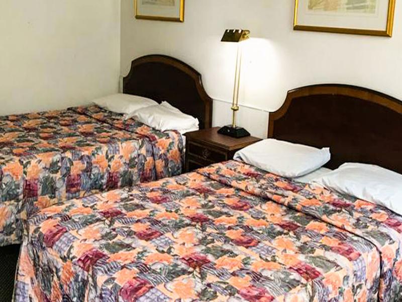 Relax Inn Altoona image