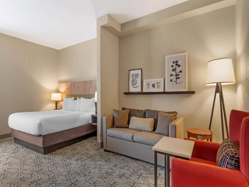 Country Inn Suites Radisson Atlanta Ballpark GA image