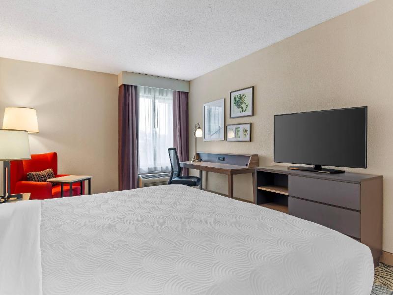 Country Inn Suites Radisson Atlanta Ballpark GA image