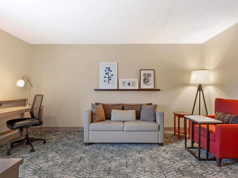 Country Inn Suites Radisson Atlanta Ballpark GA image