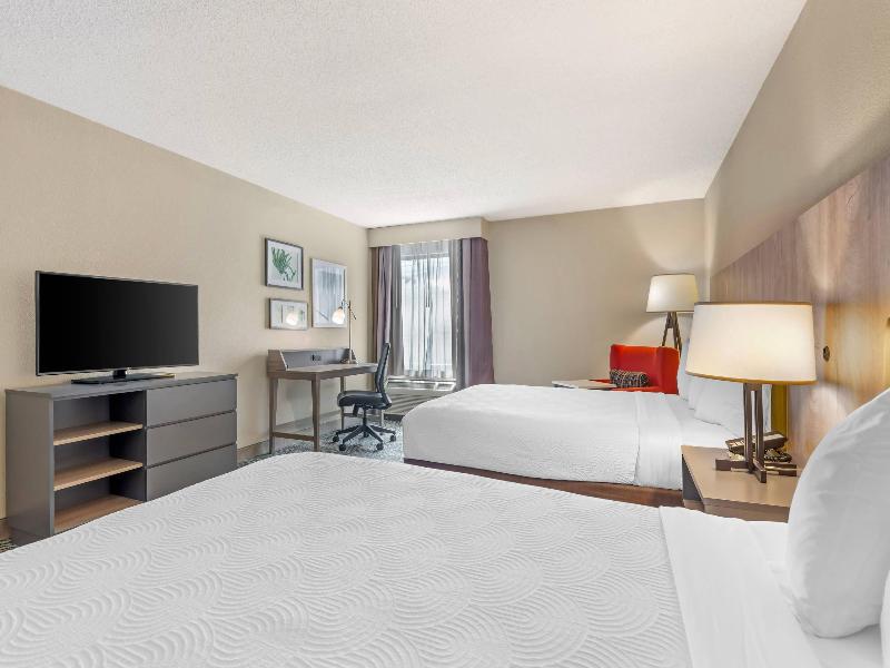 Country Inn Suites Radisson Atlanta Ballpark GA image