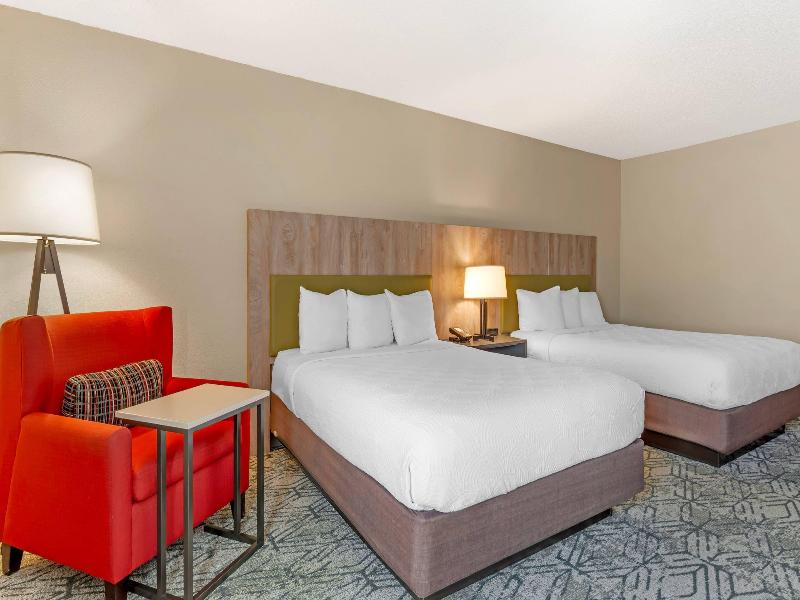 Country Inn Suites Radisson Atlanta Ballpark GA image