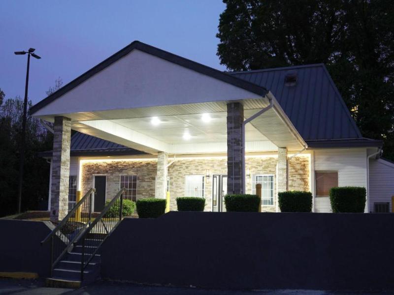 SureStay by Best Western Atlanta Northeast — general view