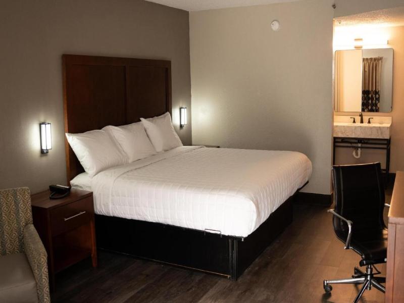 SureStay by Best Western Atlanta Northeast image