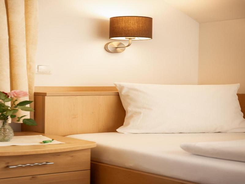 Landhotel Stofflerwirt image