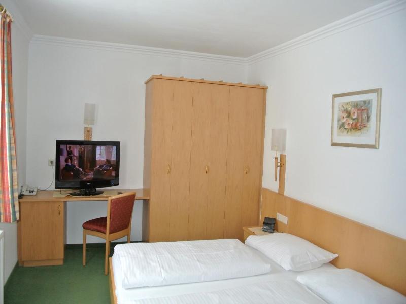 Landhotel Stofflerwirt image