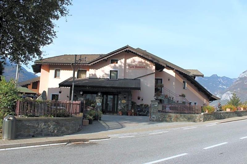 Hotel Les Saisons image