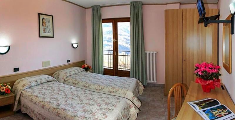 Hotel Les Saisons image