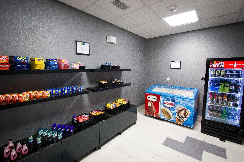 Holiday Inn Express & Suites Austin NW- Lakeway