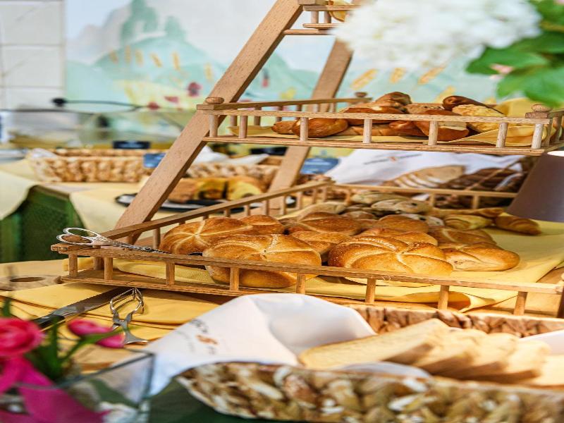 Mitterwirt Wellnesshotel image