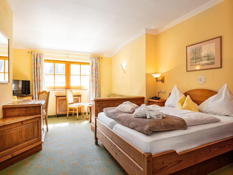 Mitterwirt Wellnesshotel image