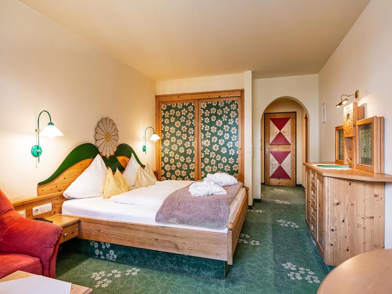 Mitterwirt Wellnesshotel image
